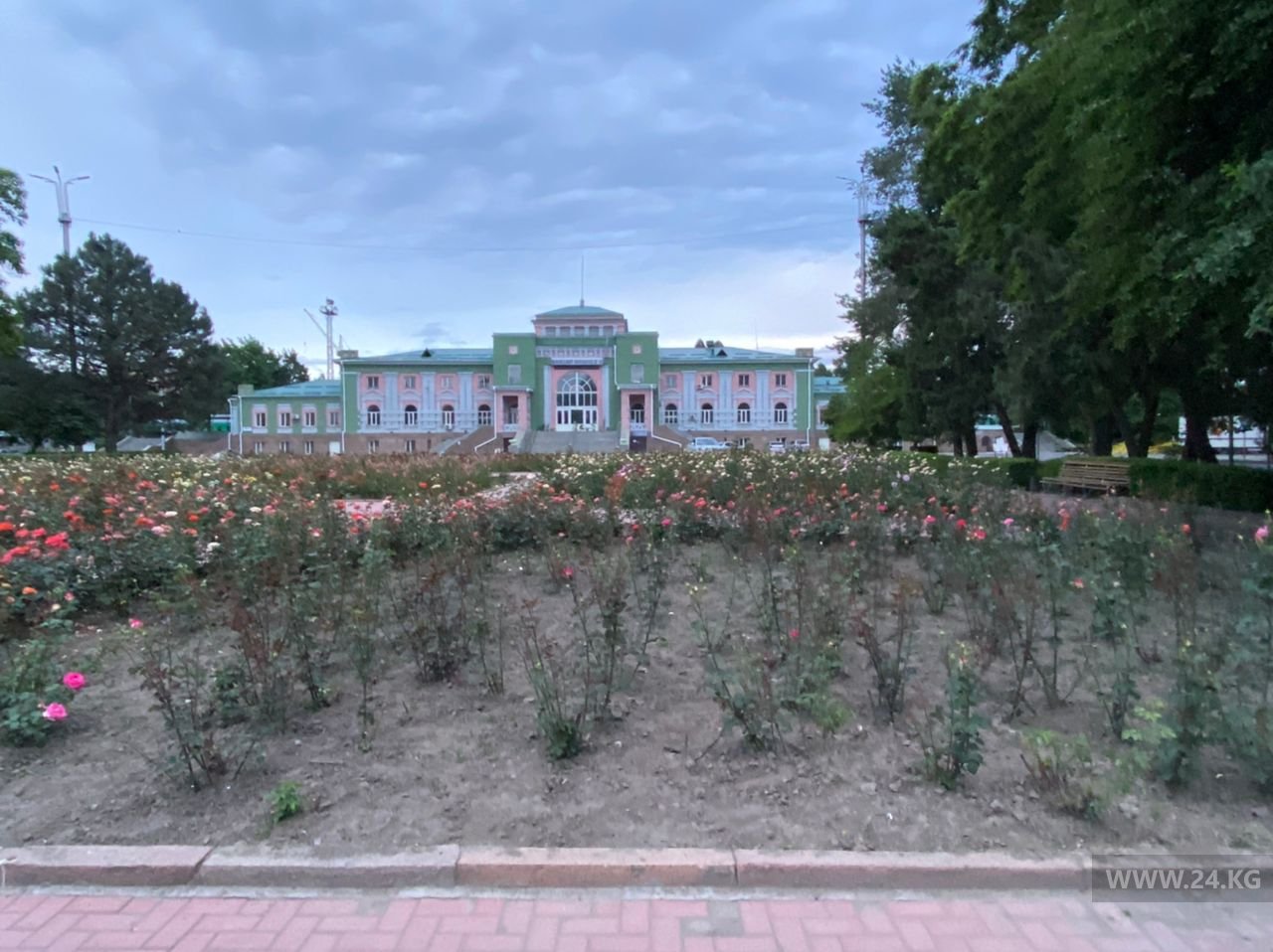 Клумбы в Бишкеке