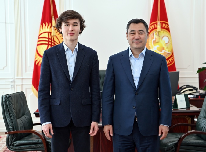Садыр Жапаров и Даниэль Лозакович
