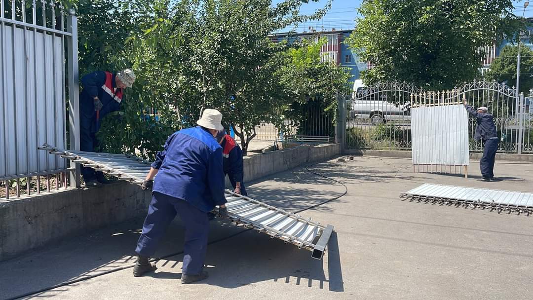Снос забора