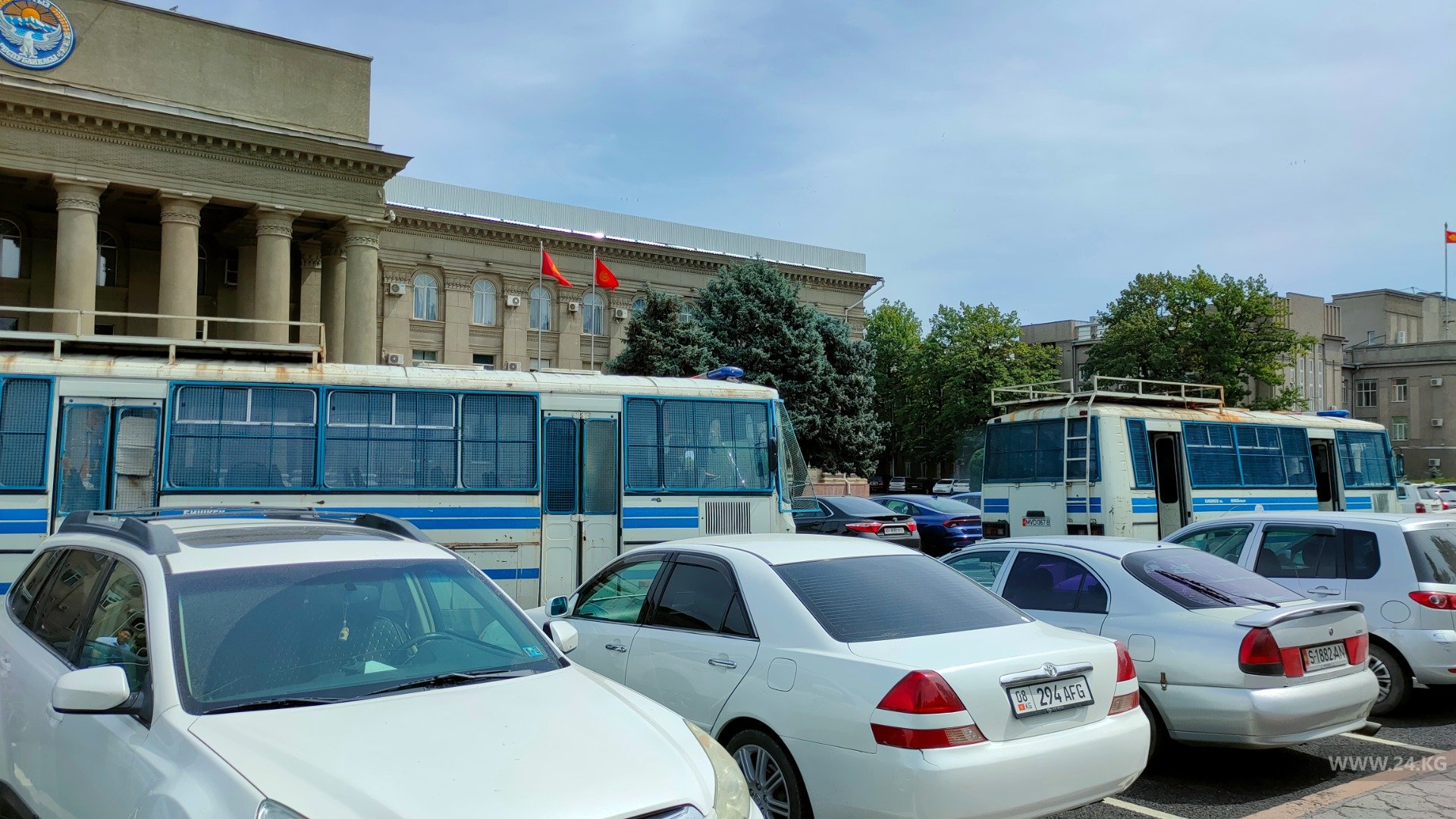 Милицейские автобусы