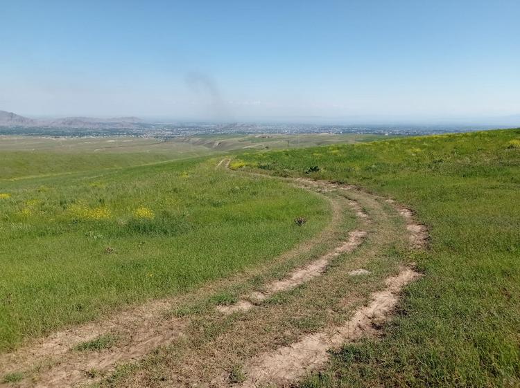 На окраине города Ош