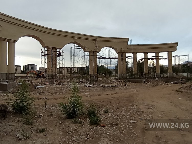 Арка почти завершена