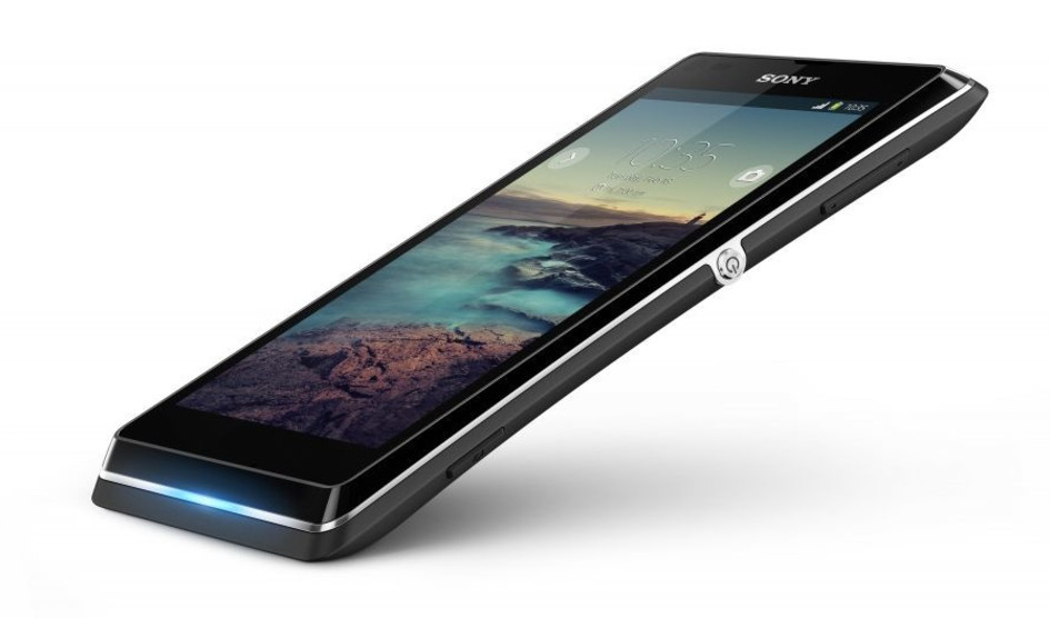 Sony. У представленного телефона мало общего с Xperia L, несмотря на ту же букву серии