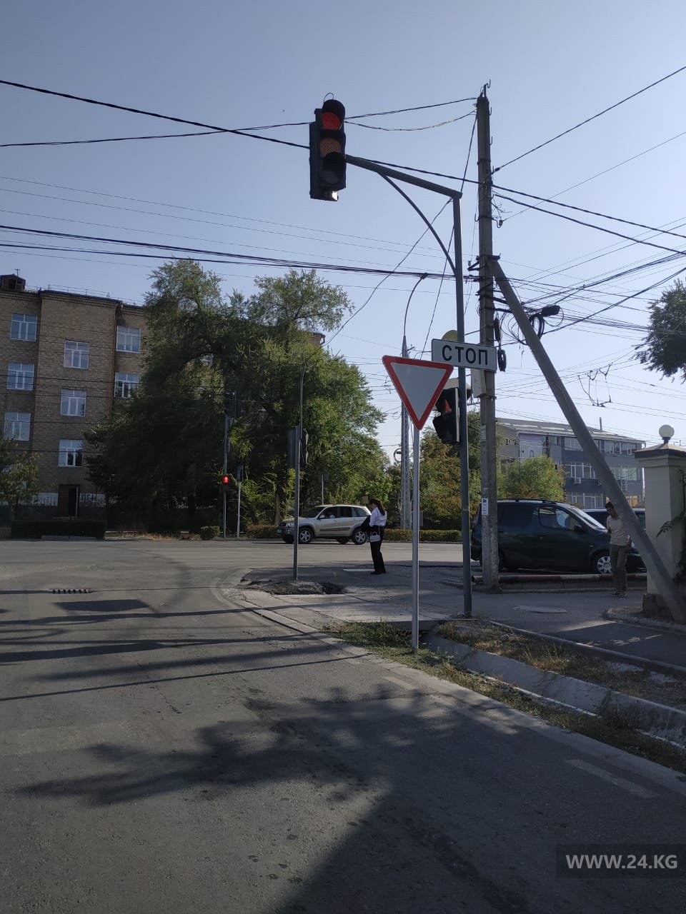 Пересечение улиц Ахунбаева и Матросова