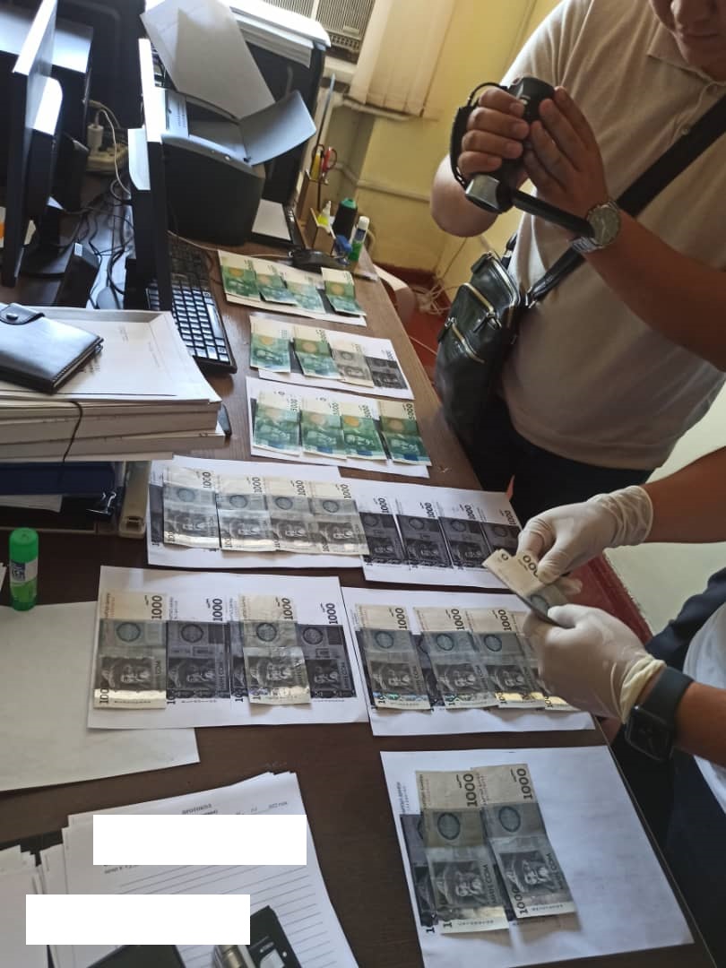 Задержание подозреваемых в вымогательстве взятки