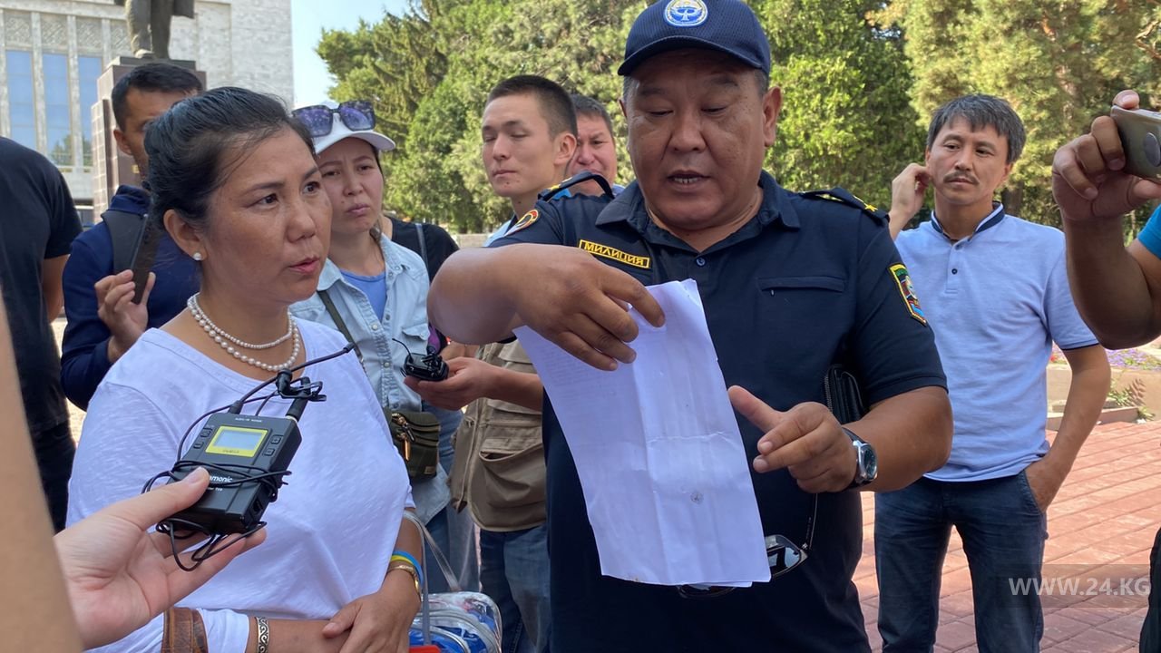 В Бишкеке прошел митинг в поддержку арестованных блогеров