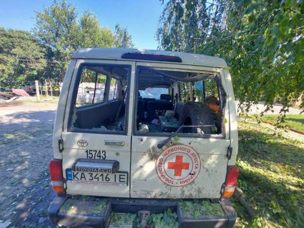 Пострадала база Красного Креста