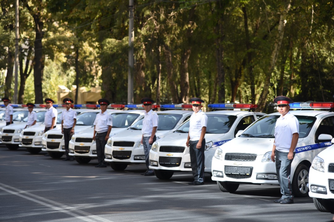 Партия новых служебных автомобилей
