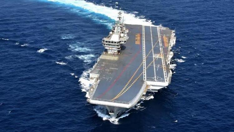 Запас хода авианосца Vikrant составляет 13 тысяч 890 километров