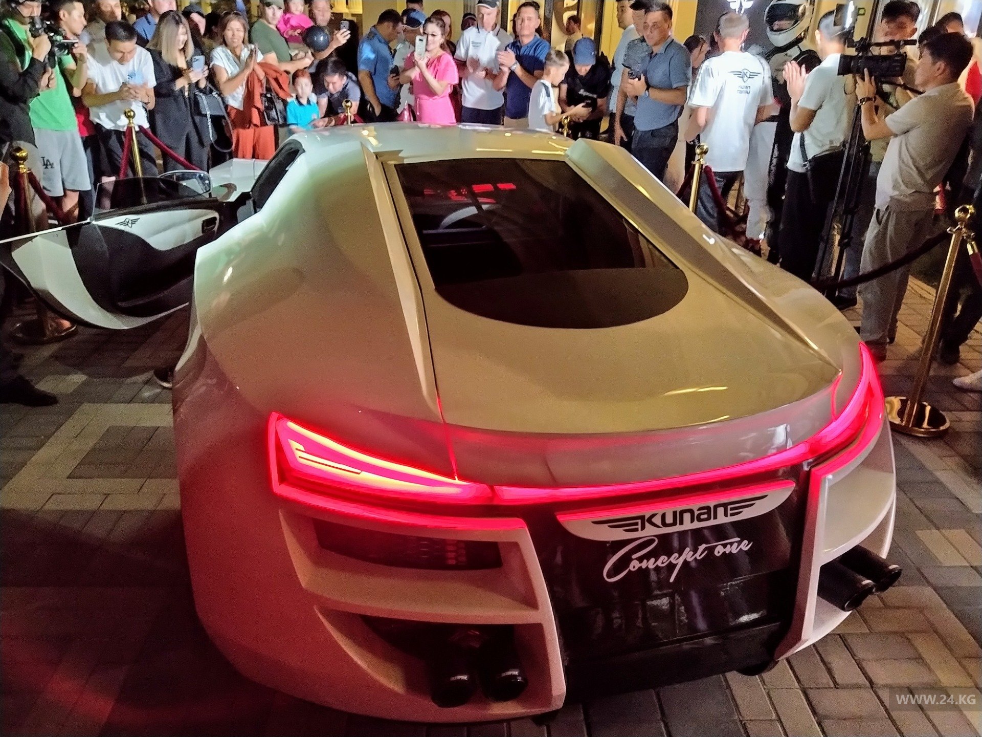 Презентация спорткара