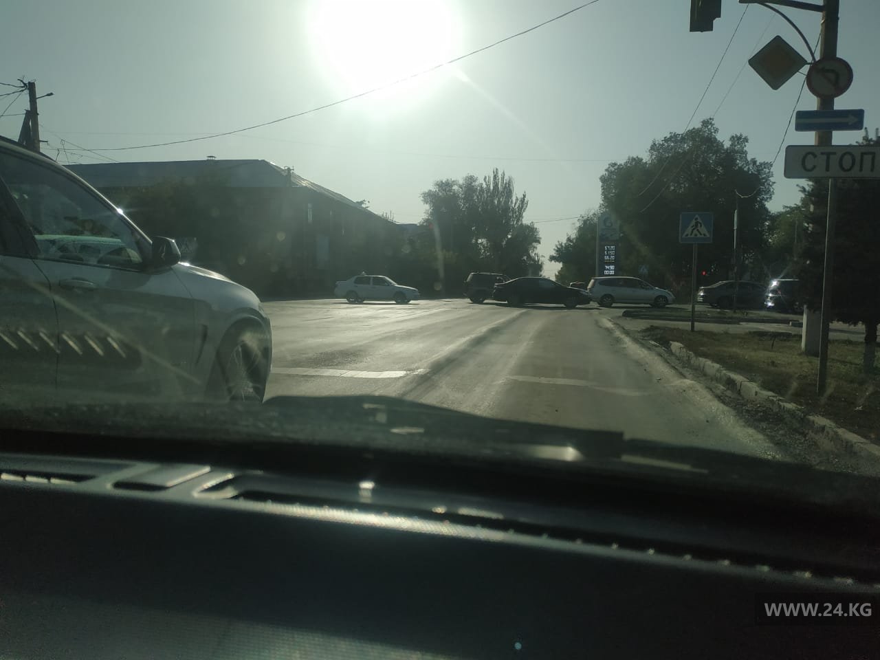 Асфальт на улице Толстого