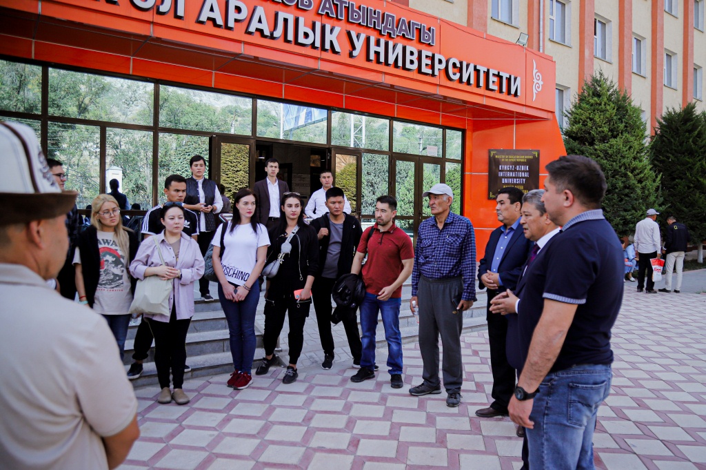 В состав группы вошли 18 психологов