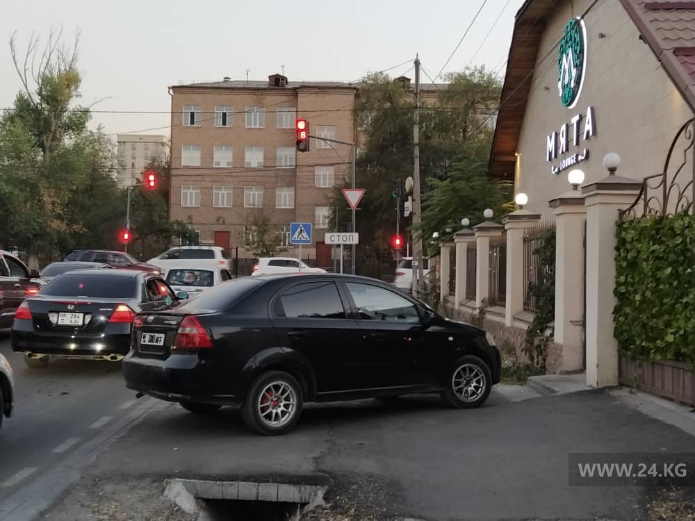 Чудаки парковки