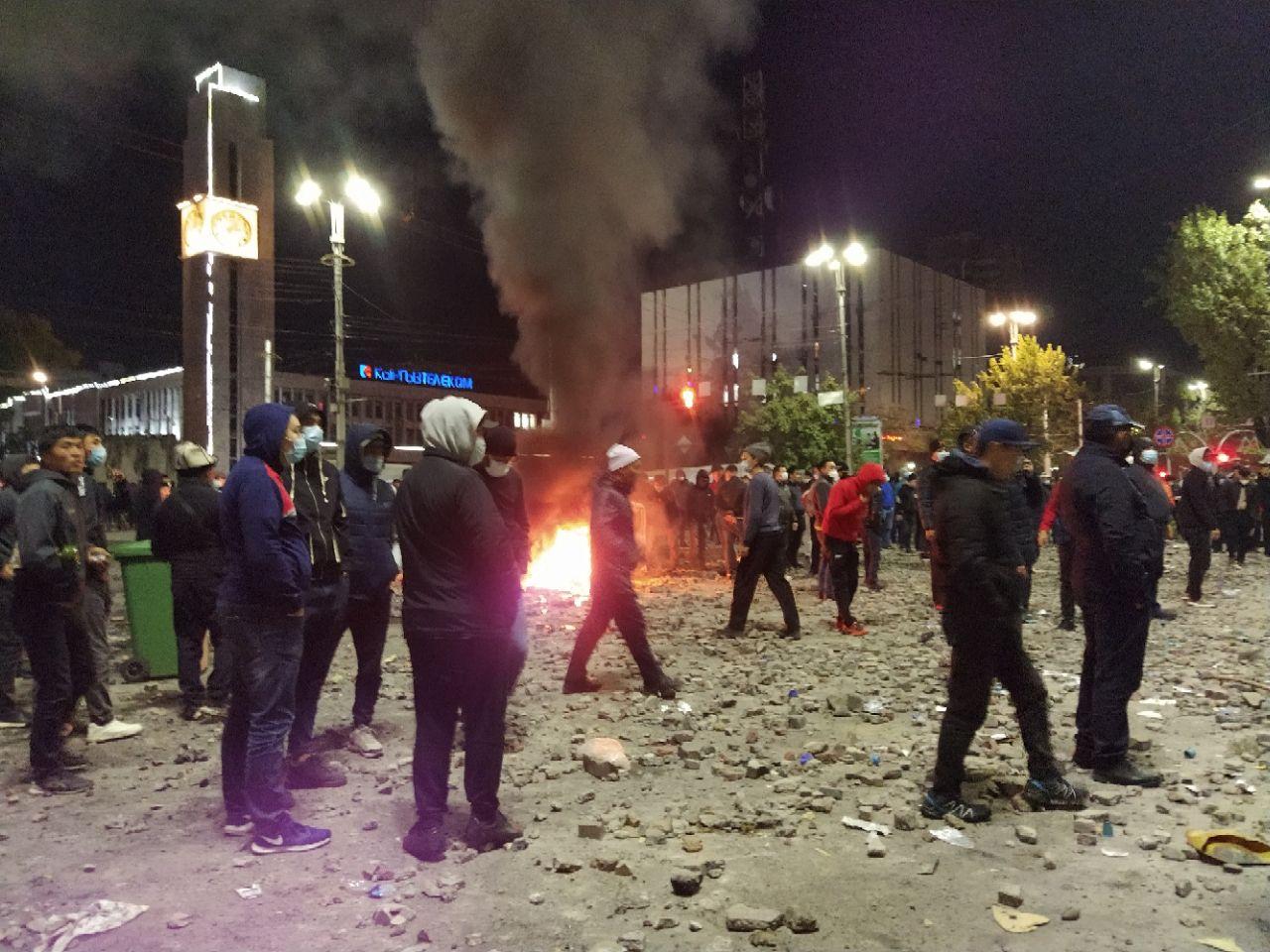 Центр Бишкека в ночь на 6 октября 2020 года