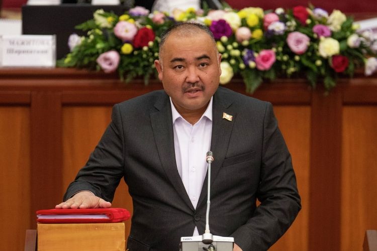 Нурланбек Шакиев стал новым спикером Жогорку Кенеша