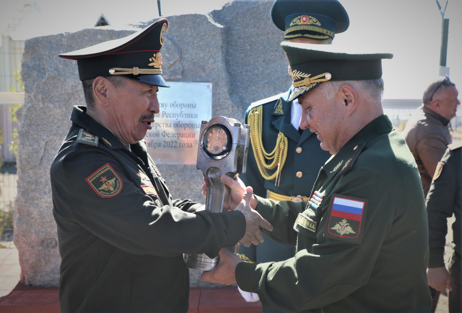 Церемония открытия центральной ремонтной базы военной техники