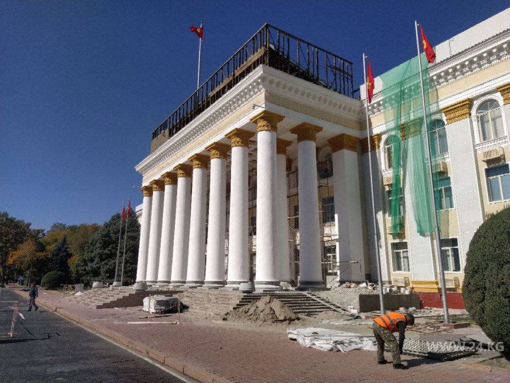 Реставрация Дома правительства в Бишкеке