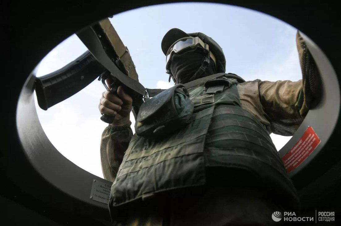Российский военнослужащий в зоне спецоперации