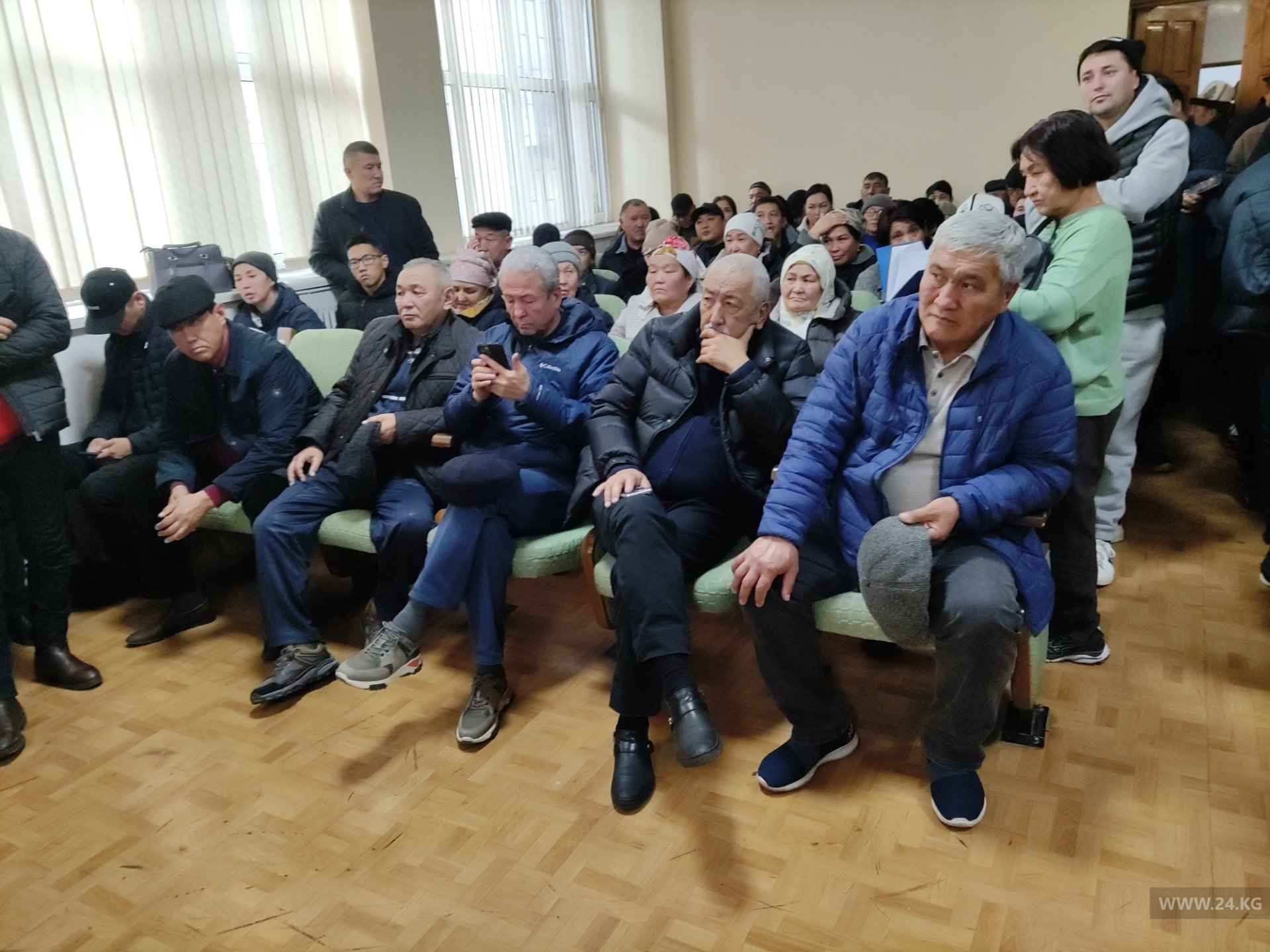 Депутаты Адахан Мадумаров и Исхак Масалиев