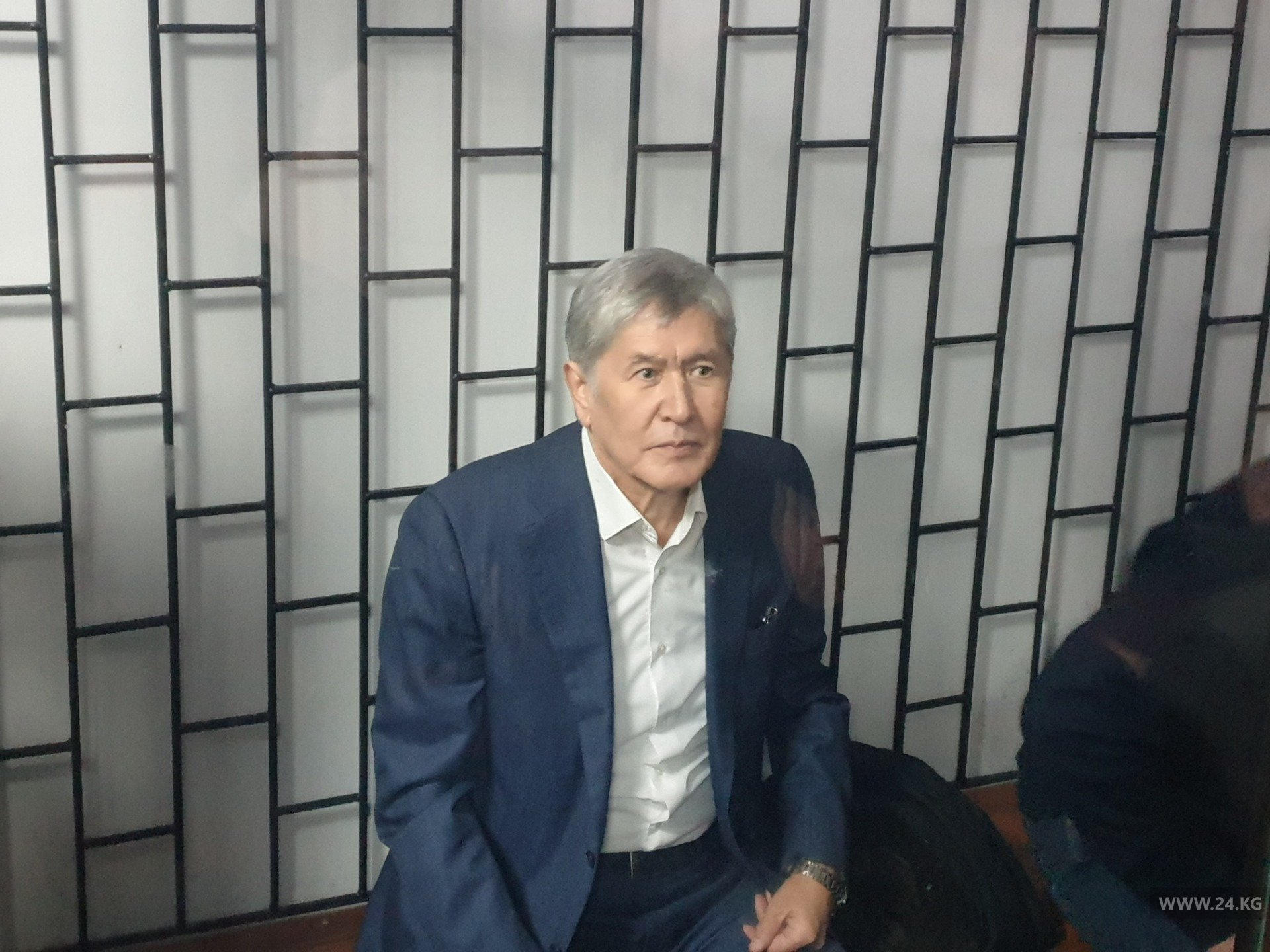 Алмазбек Атамбаев