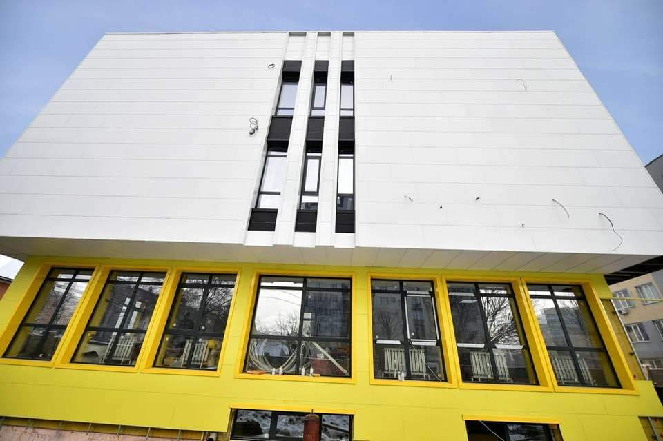 На месте особняка Курманбека Бакиева построили детский реабилитационный центр