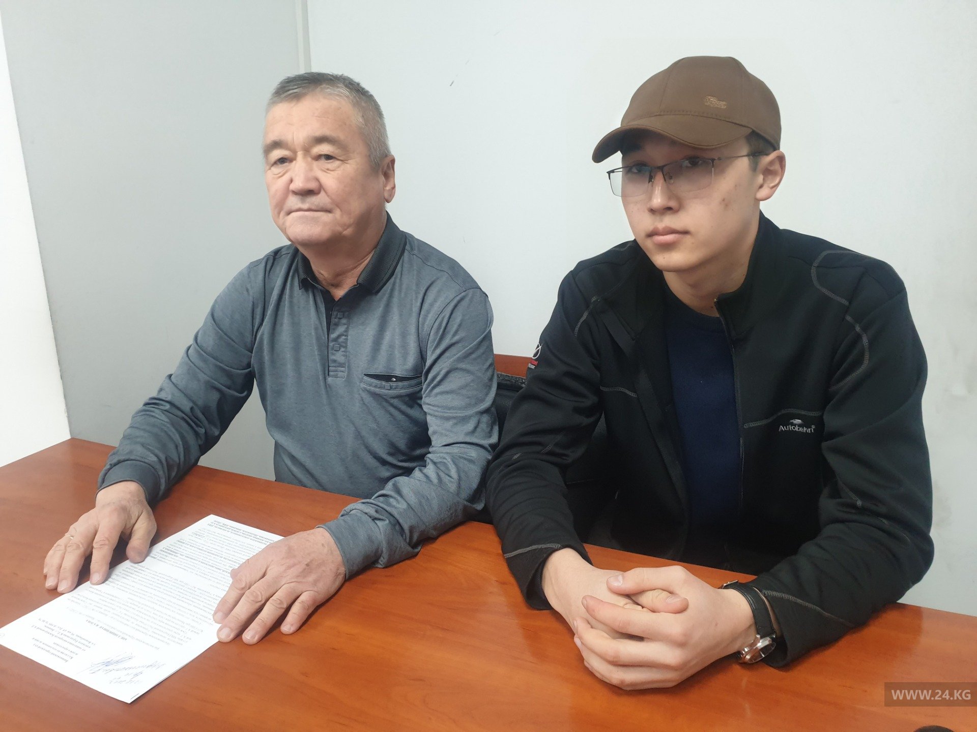 Адвокат Кантемир Турдалиев и блогер Ырыс Жекшеналиев