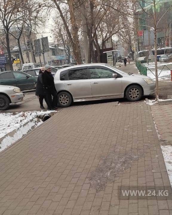 Чудаки парковки