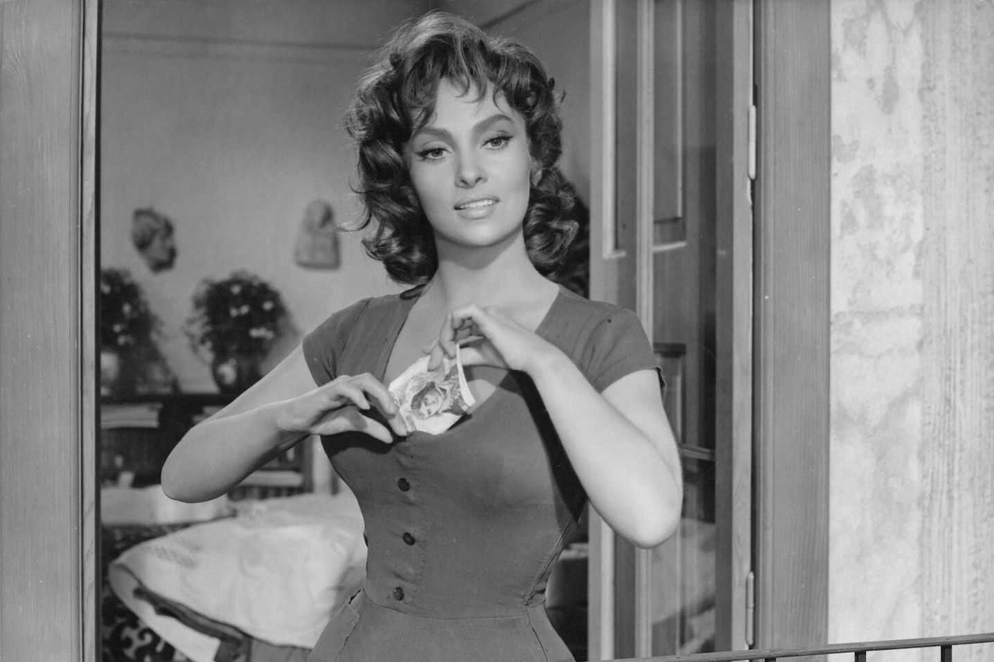 Джина Лоллобриджида в фильме «Закон» (1959)