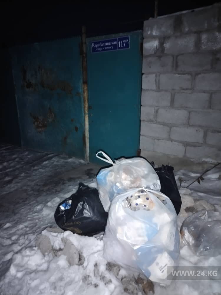 Бишкекчане продолжают жаловаться на несвоевременный вывоз мусора