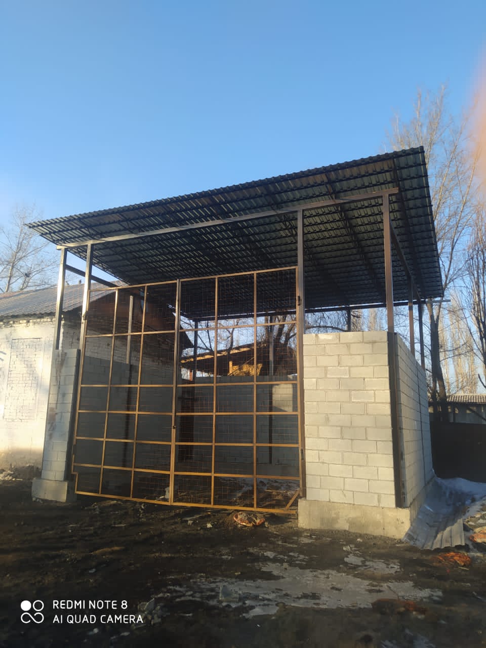 Один из угольных складов