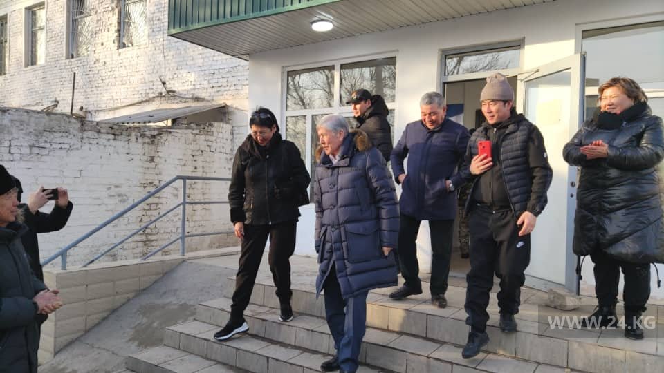 Алмазбек Атамбаев