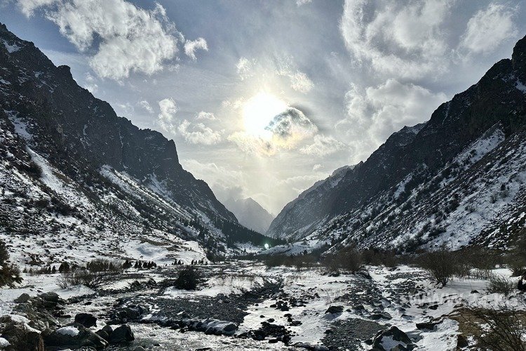 Аламединское ущелье