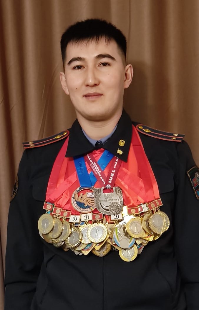 Токтосун Мурзаев