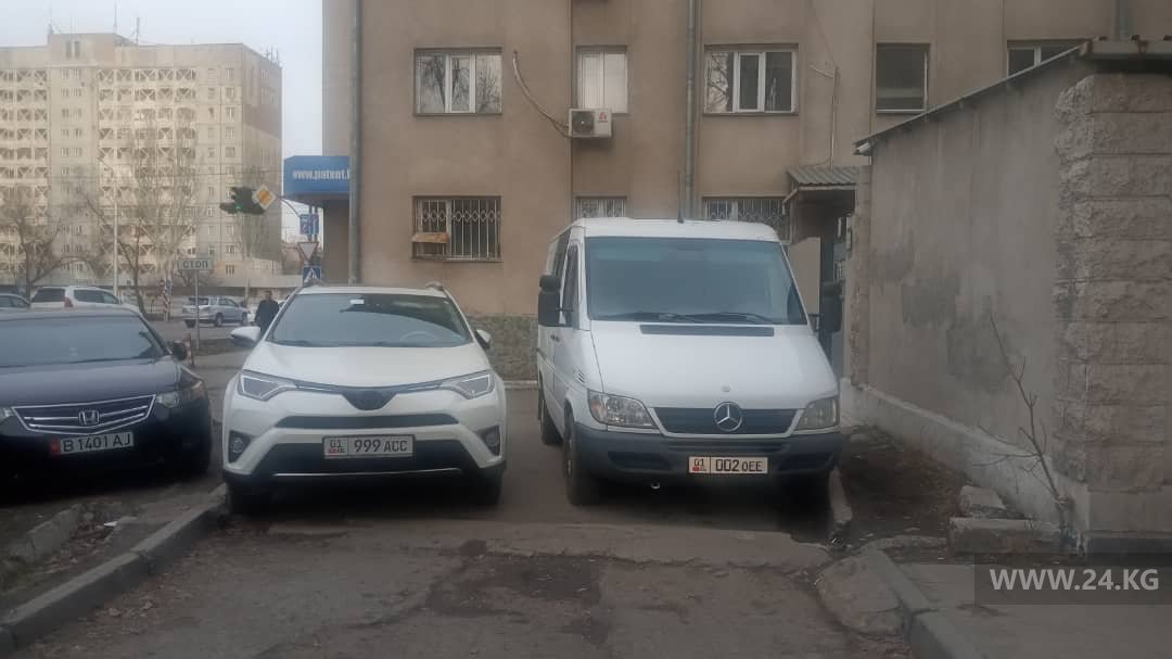 Чудаки парковки