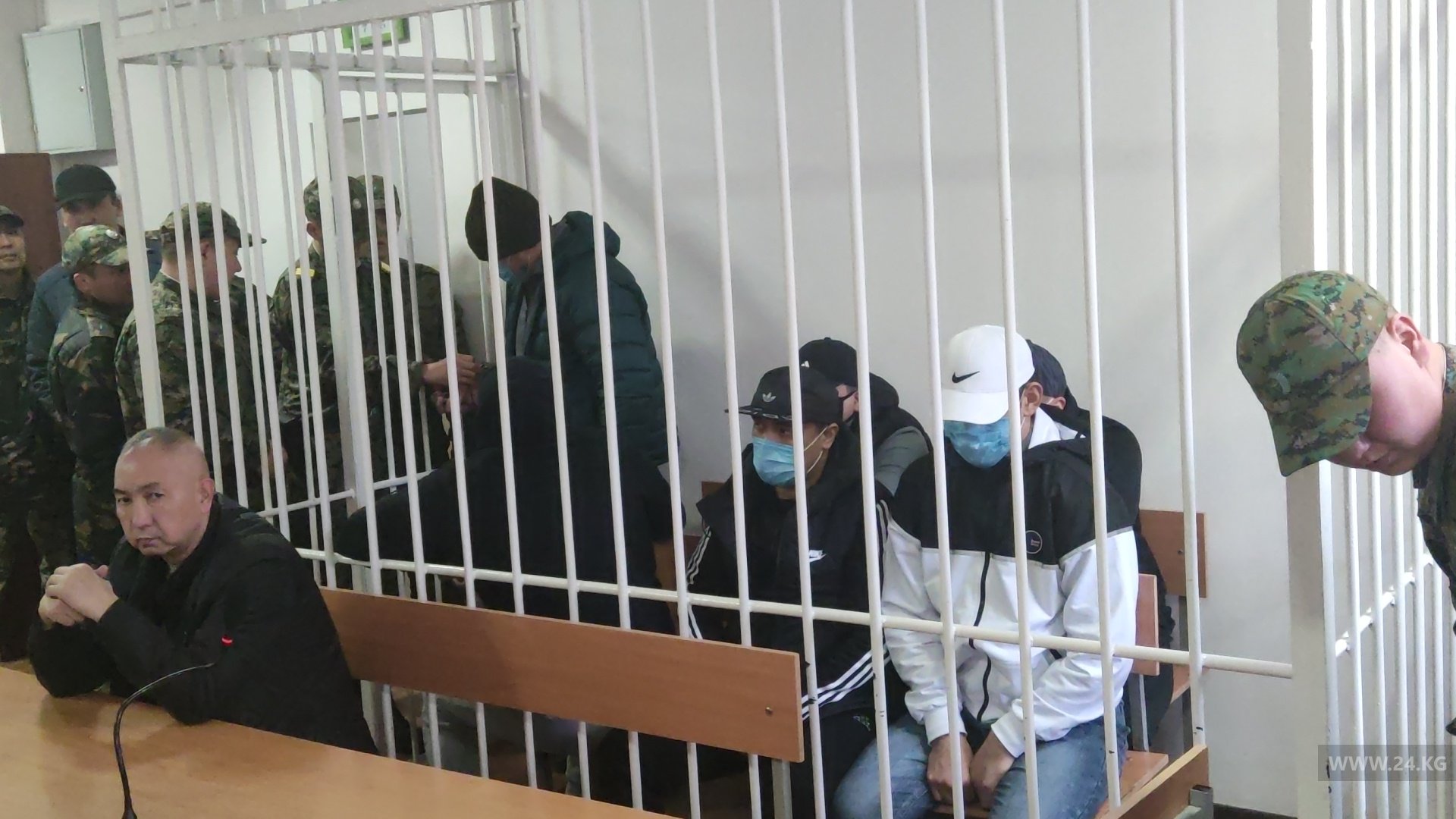 Обвиняемые по делу об убийстве Доо Чынгыза