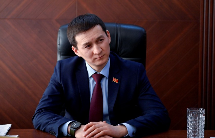 Чынгыз Ажибаев