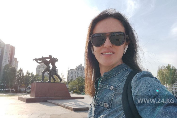 На площади Победы в Бишкеке