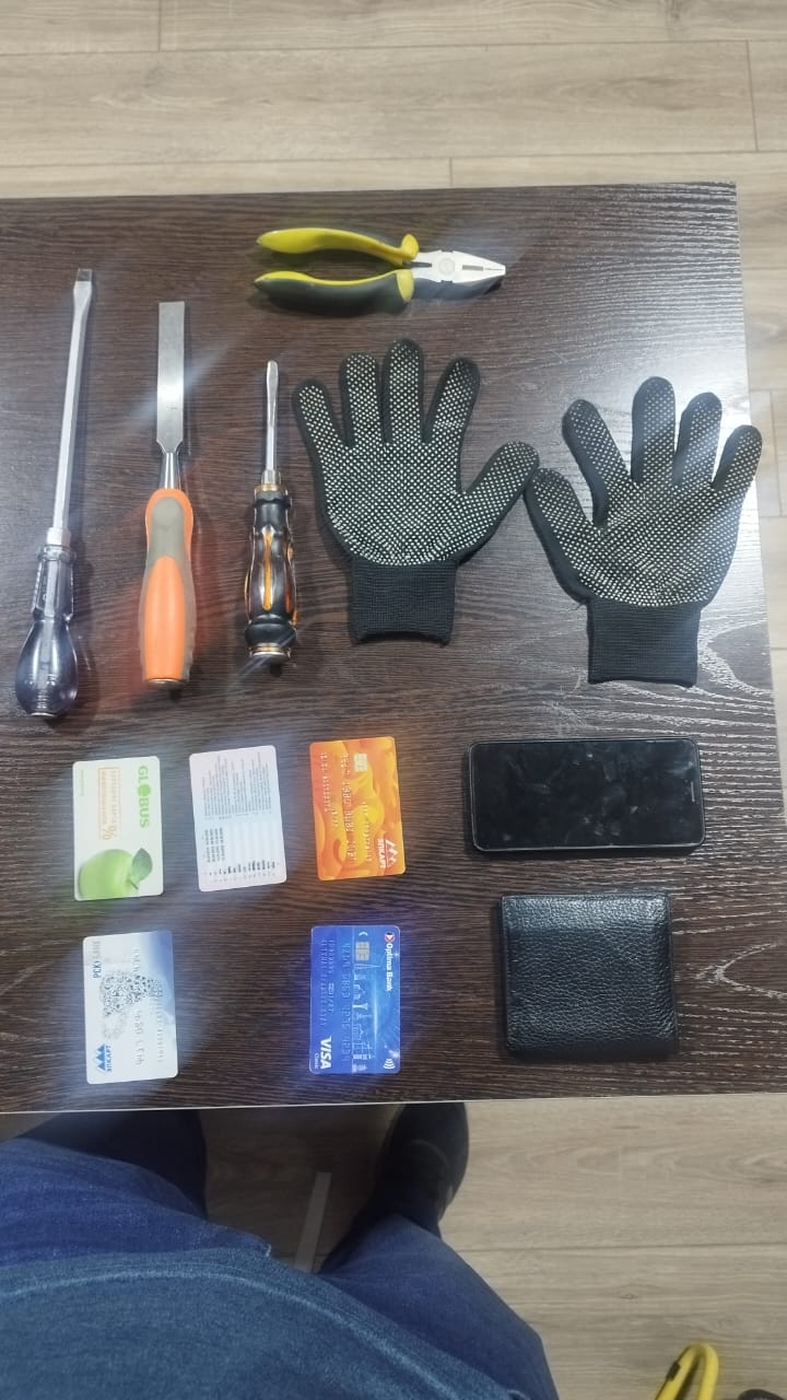 Вещественные доказательства, обнаруженные у задержанного