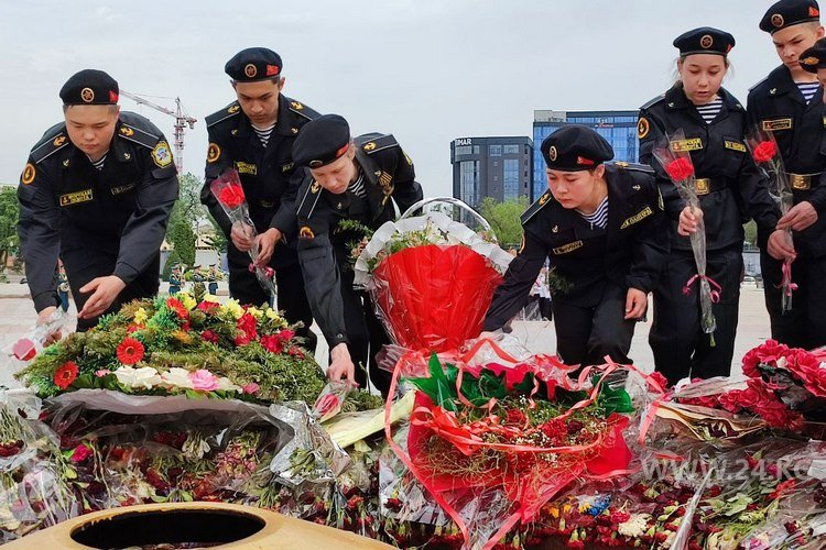 В Бишкеке почтили память погибших бойцов спецназа «Альфа» ГКНБ