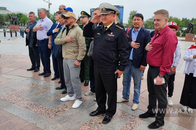 В Бишкеке почтили память погибших бойцов спецназа «Альфа» ГКНБ