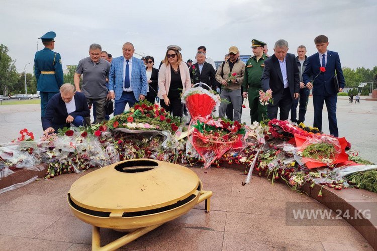 В Бишкеке почтили память погибших бойцов спецназа «Альфа» ГКНБ
