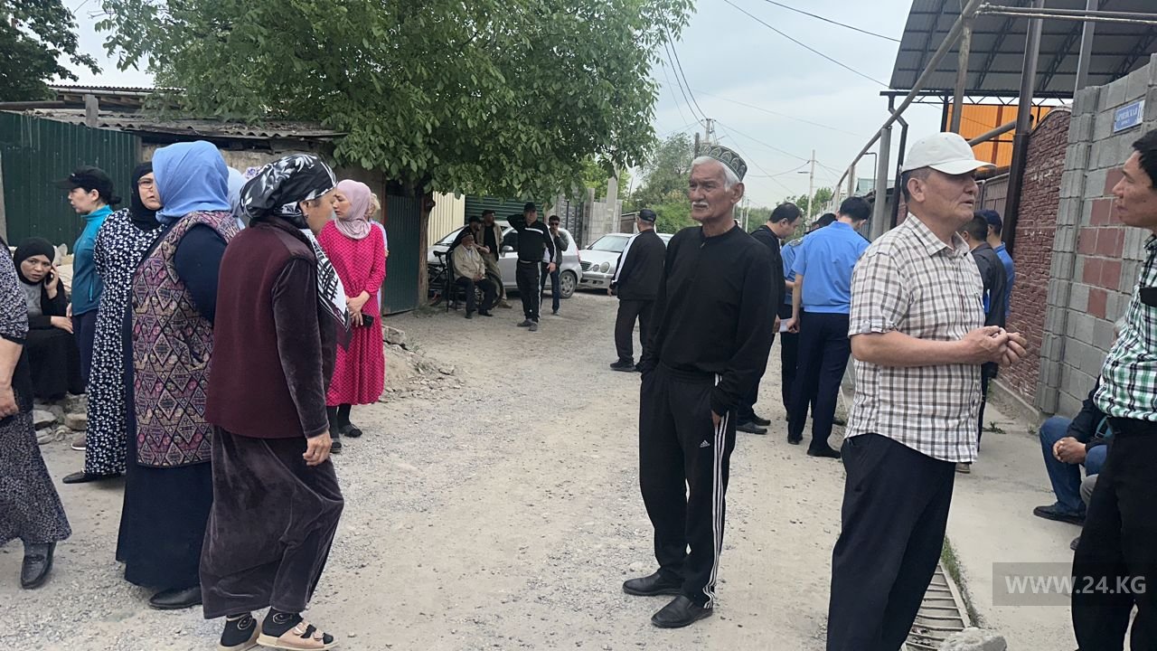 Жители «Токольдоша» вновь вышли на защиту своего имущества