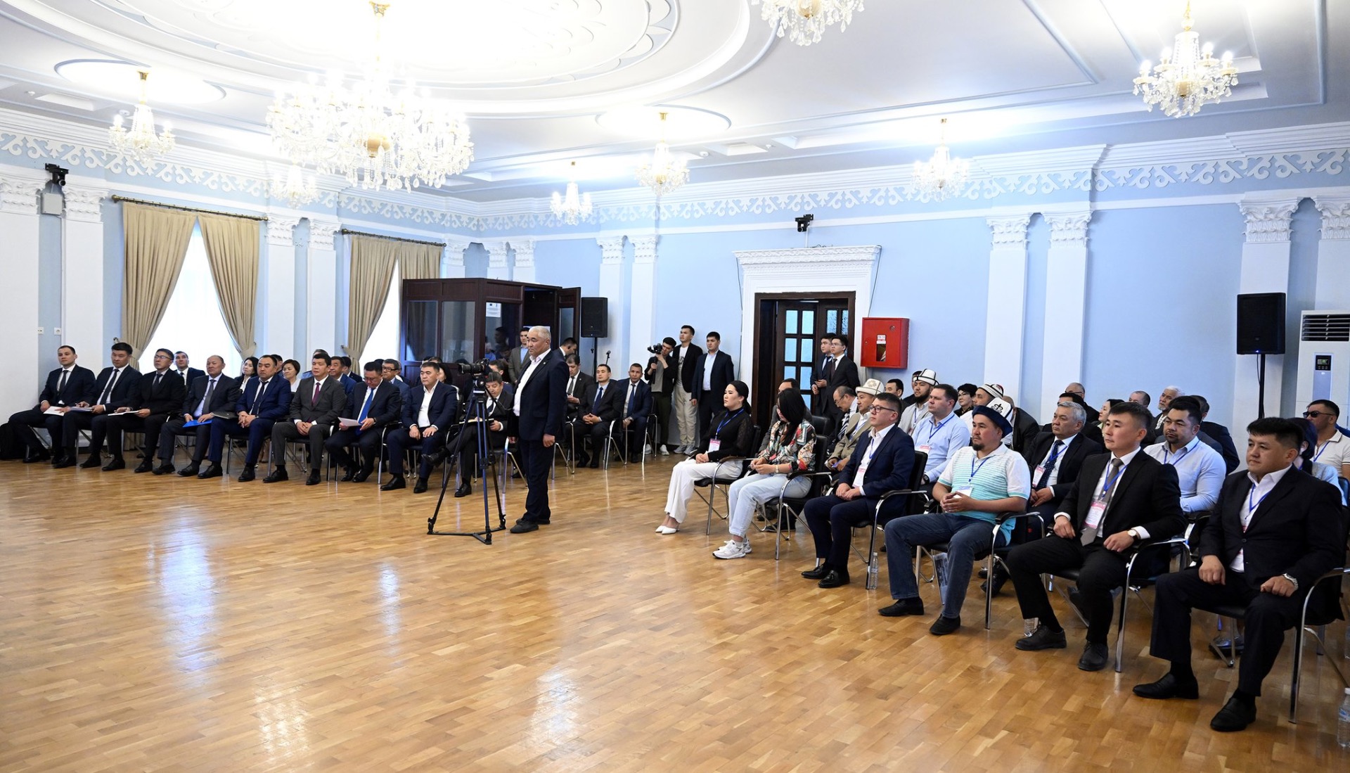 Кандидаты по Ленинскому округу