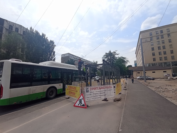Остановка еще не достроена
