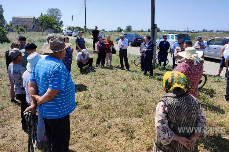 Встреча жителей садоводческого товарищества с представителями районной и сельской власти