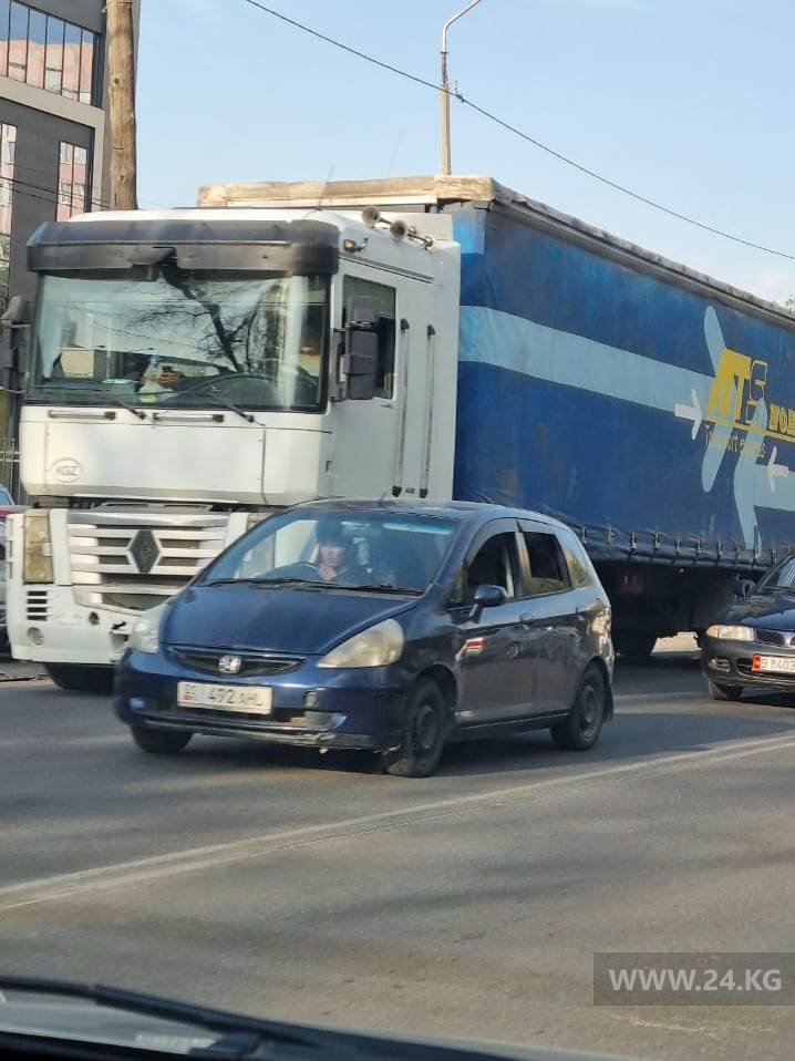 Водители большегрузов нарушают запрет