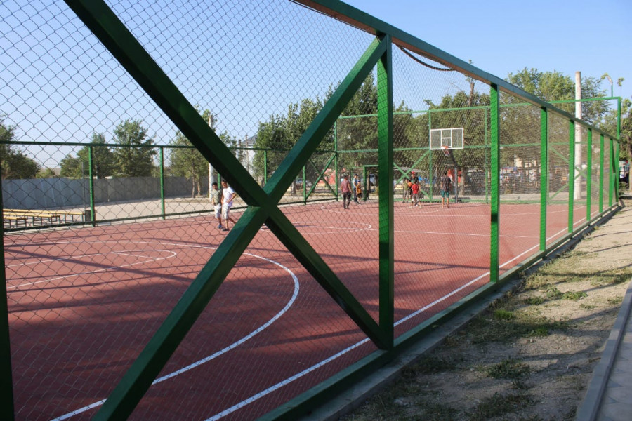 В Ленинском районе столицы открыли новый сквер