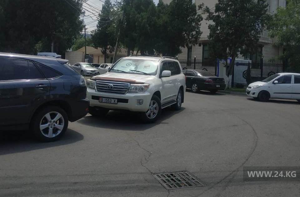 Чудаки парковки