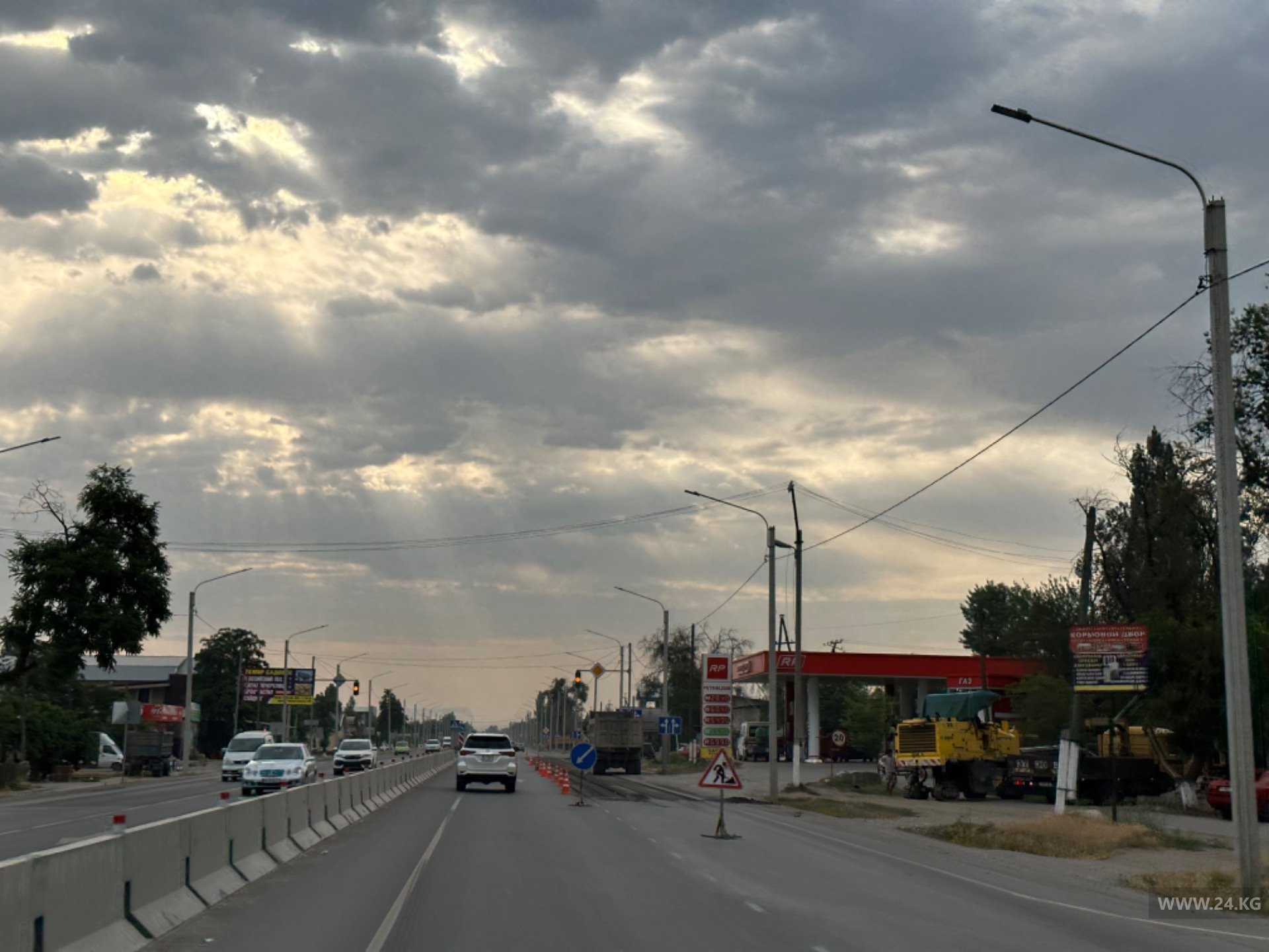 Техника ведет работы почти в каждом населенном пункте