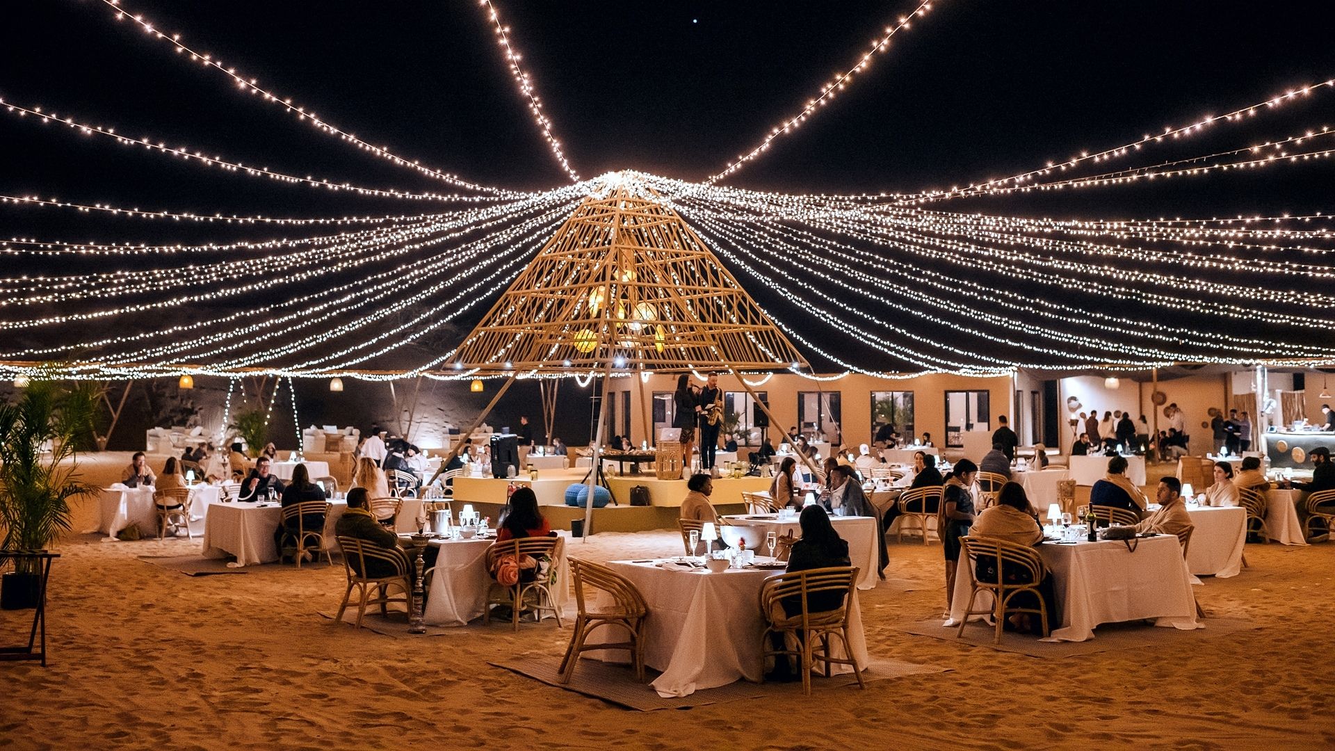 Ресторан под открытым небом Sonara Camp